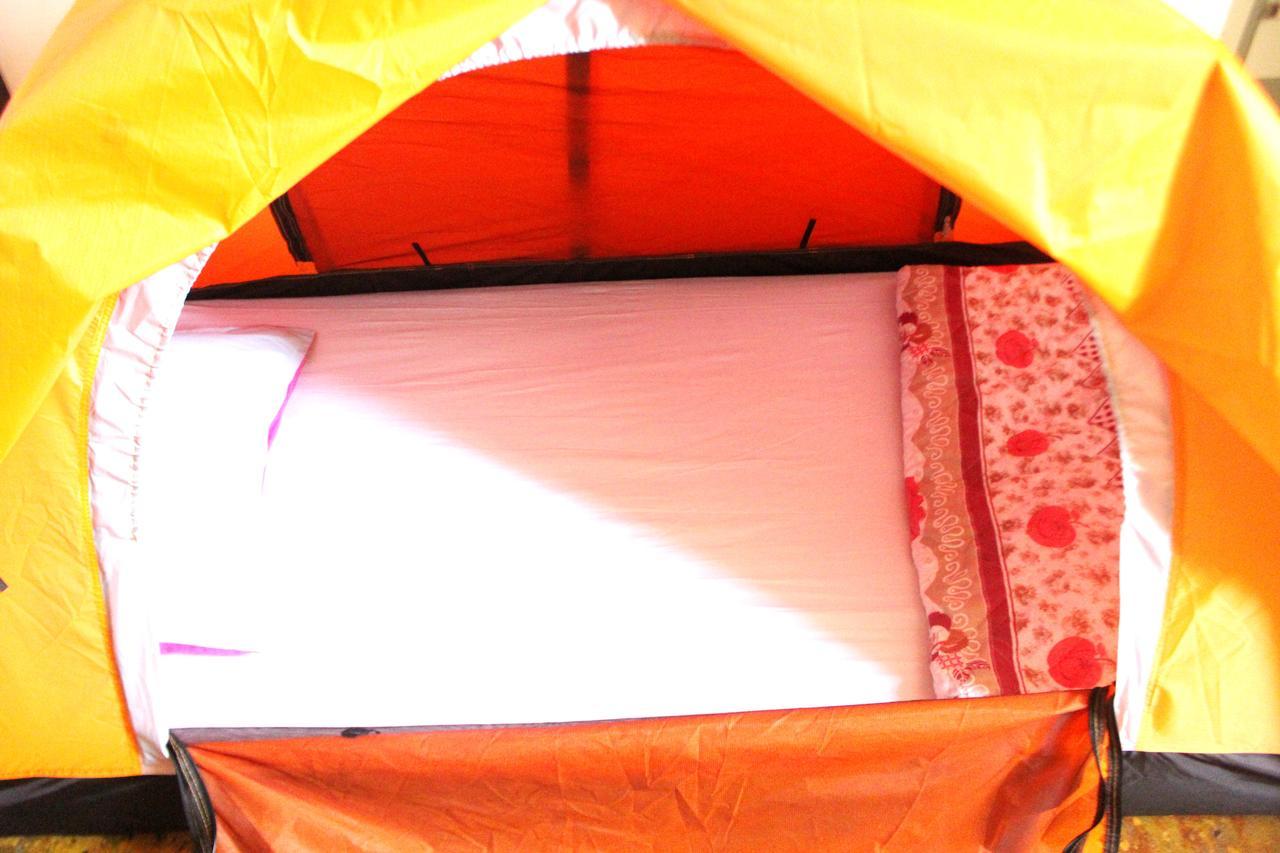 Dengba Hostel Yangon Luaran gambar