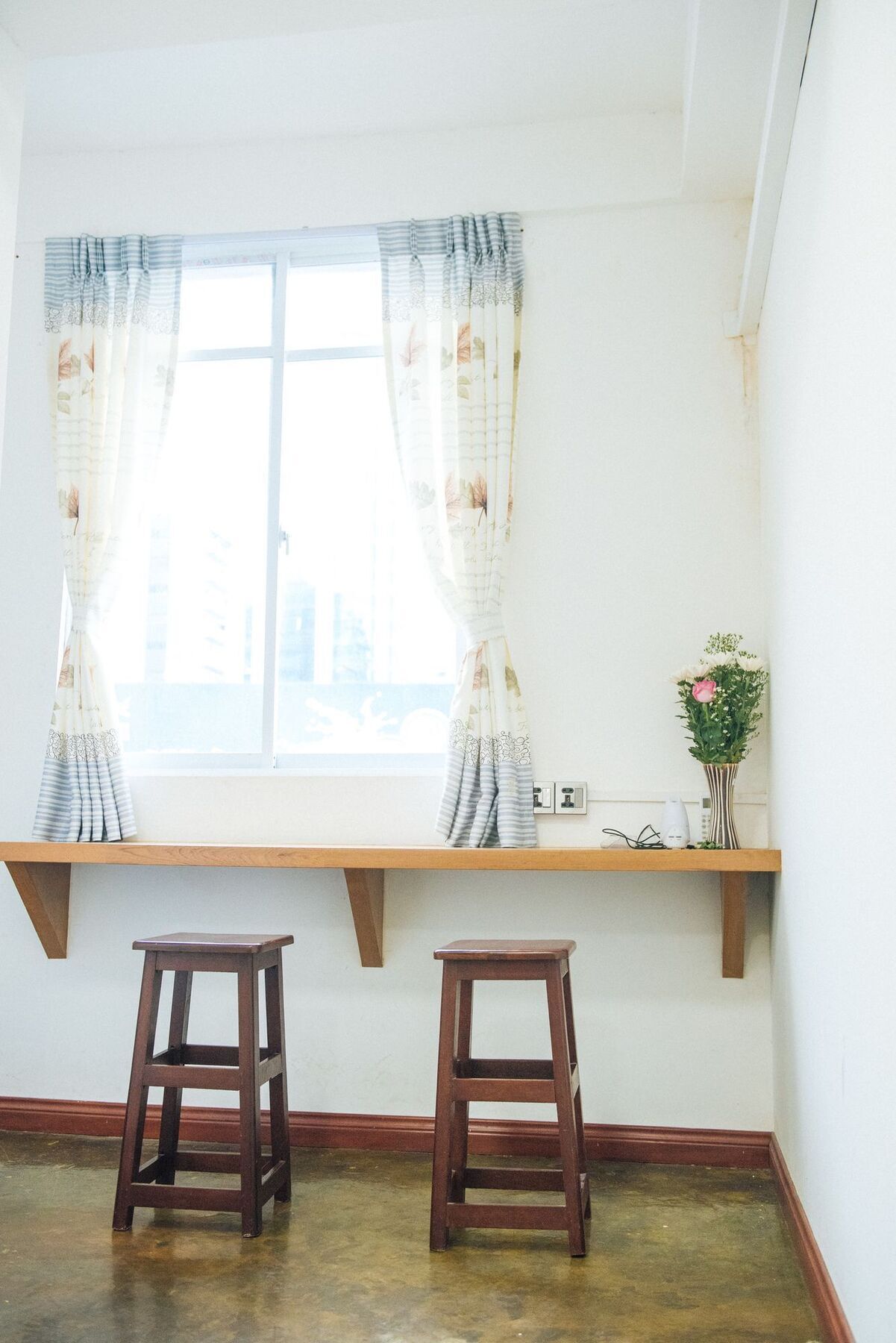 Dengba Hostel Yangon Luaran gambar
