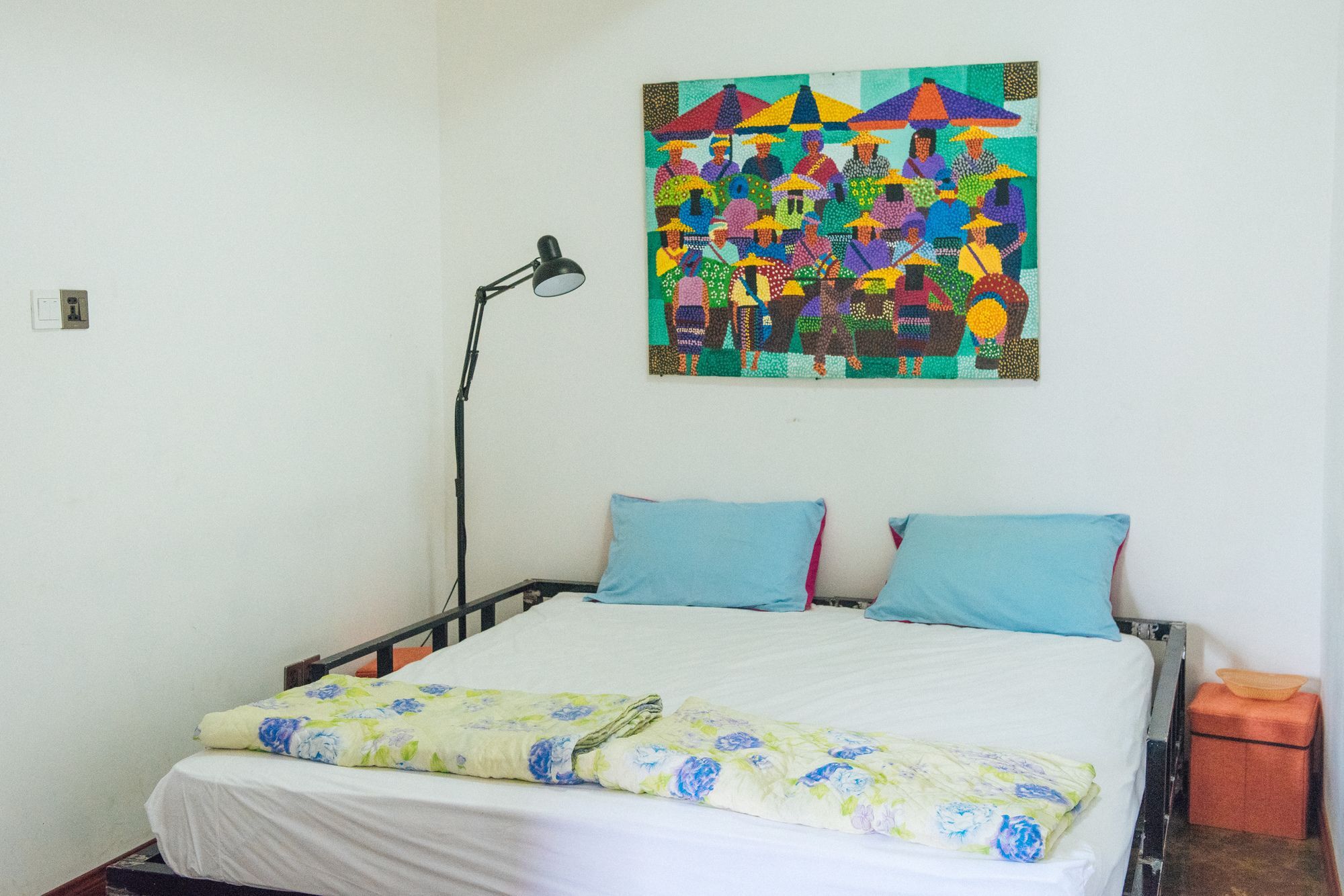 Dengba Hostel Yangon Luaran gambar